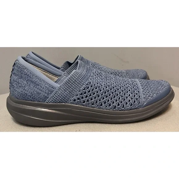Bzees Charlie Knit Slip On Mesh Sneaker Comfort Flat Grandma Sporty‎ Blue 7.5 - Picture 3 of 11